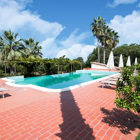 Quaint Holiday In Calabria With Pool Дом отдыха *